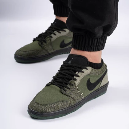کفش کتانی اسپرت مردانه رنگ یشمی مدل نایک NIKE Jordan 1 VOODOO