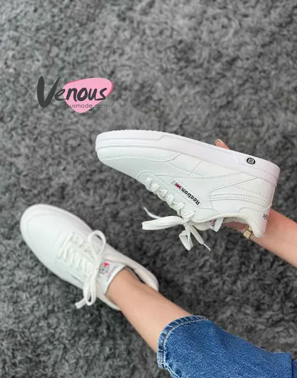 کتانی Reebok