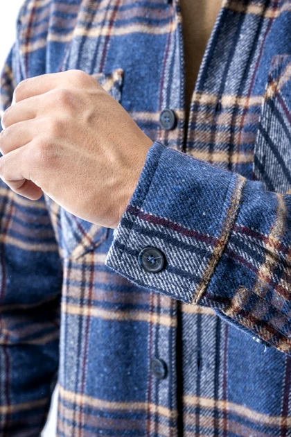 پیراهن آستین بلند پشمی جیب‌دار مردانه