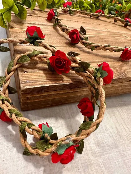 تاج گل یلدایی کنفی