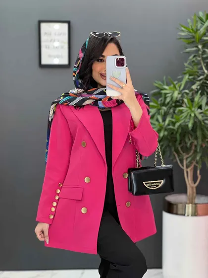 مانتو مازراتی دکمه طلایی