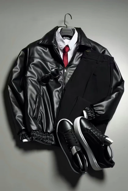 جکت چرم مشکی پایین کش خاص * استایل ترند و فوق العاده شیک 2026