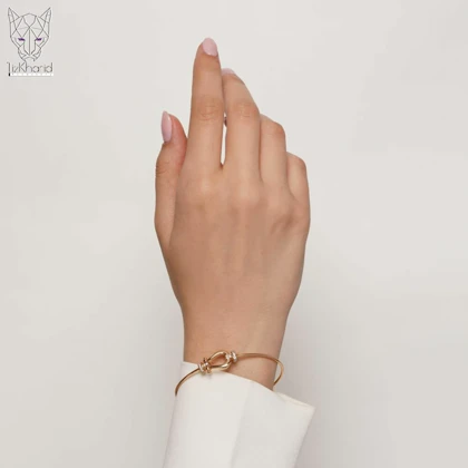 دستبند نعل اسبی مینیمال ژوپینگ