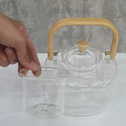 قوری پیرکس شفاف دسته چوبی 1200میل