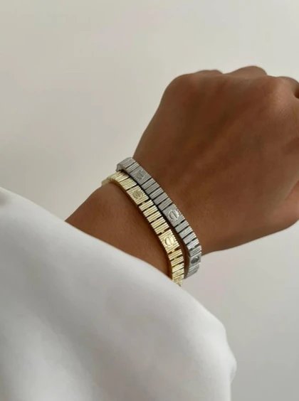 دستبند طرح کارتیر unlimited