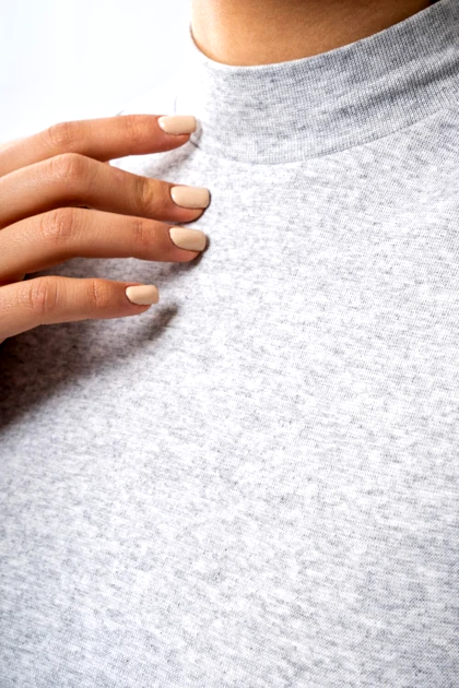 کراپ آستین حلقه‌ای یقه ایستاده زنانه