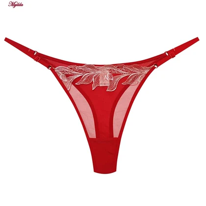 ست شورت و سوتین زنانه مدل فنردار قرمز برتا کد 5108-4032-R به همراه نگهدارنده جوراب