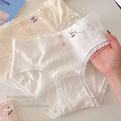 شورت زنانه عروسکی طرح شکوفه