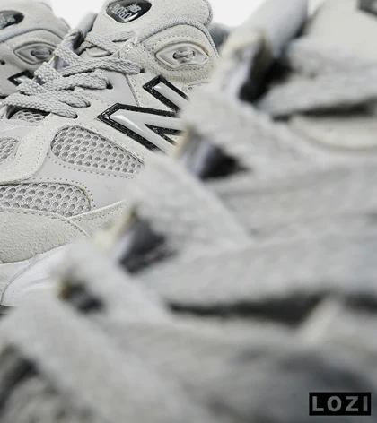کفش کتانی طوسی NEW BALANCE 9060