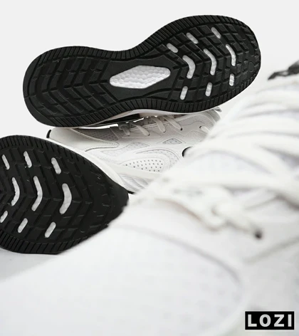 کفش کتانی مردانه سفید مشکی Nike air max pluse