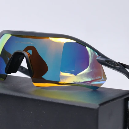 عینک برند OAKLEY کد 181454