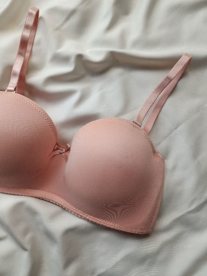 سوتین دکلته ابرنازک فنردار NBB کد: 3413