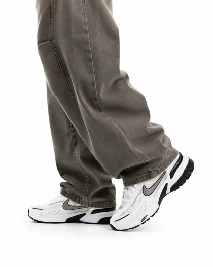کفش کتانی مردانه نایکی v2k سفید مشکی طوسی NIKE V2K