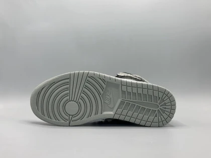 کتانی نایکی جردن1 ریبلیونرز/Nike AJ1