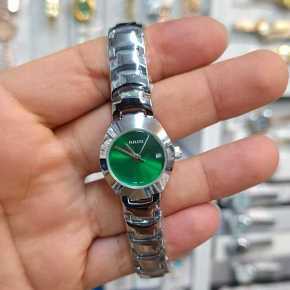ساعت مچی زنانه رادو Rado موتور کوارتز باکیفیت و طراحی زیبا