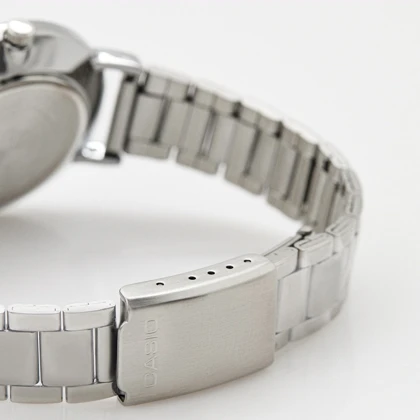 ساعت مچی زنانه کاسیو Casio مدل LTP-VT01D-4B2 با بند استیل