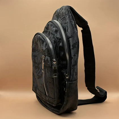 بادی بگ چرم مشکی مدل ساده