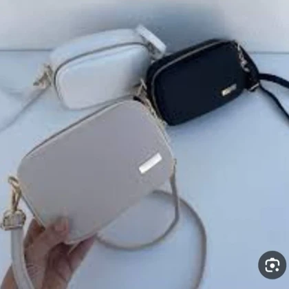 کیف دوشی زنانه رنگ کرم