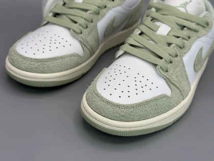کتانی نایکی جردن1لو سی فوم/Nike Air Jordan1 low