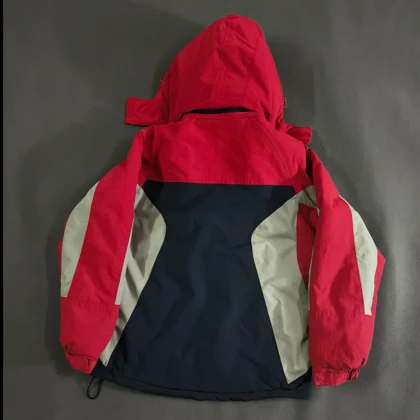 SIZE S-M کاپشن اسکی حرفه ای استوک اورجینال از برند QH FASHION امارات