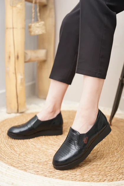 کفش طبی زنانه حجاج