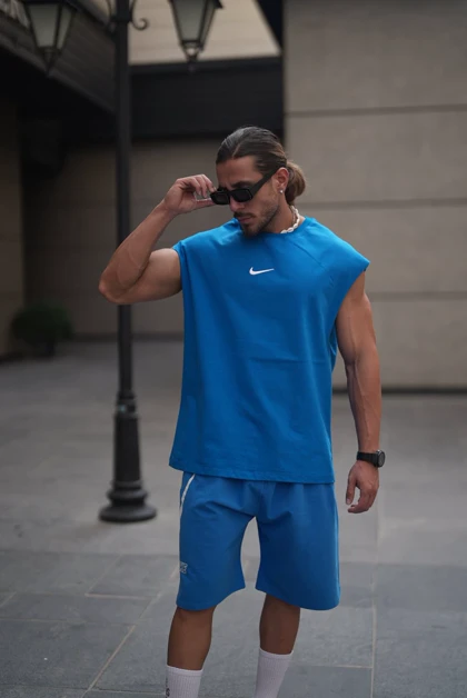 رکابی حلقه‌ای وست نایک آبی Pedro Pascal