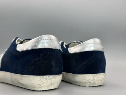 کتانی گلدن گوس ال تی دی جیر سرمه ای سفید نقره ای/Golden Goose limited edition