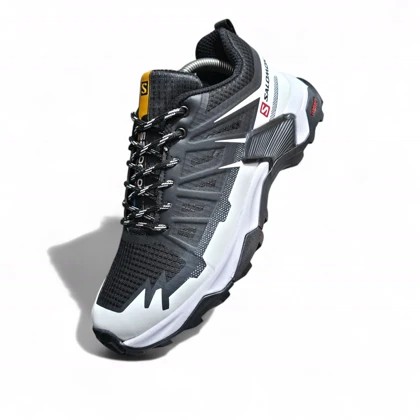 کتانی روزمره و طبیعتگردی سالامون مشکی سفید