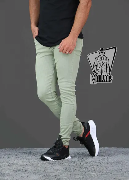 شلوار جین PULL & BEAR