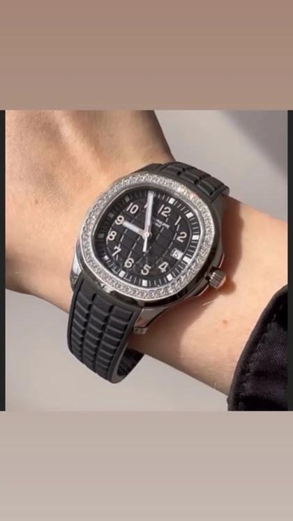 ساعت پتک فیلیپ آکوانا زنانه سیلور مشکی دورنگین Patek Philippe Aquanaut