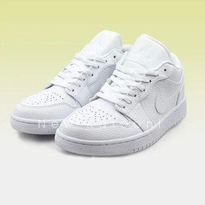 نایک ایر جردن 1 لو تریپل وایت (553558-130)