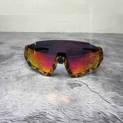 عینک OAKLEY سه لنز FLIGHT JAKET OAKLEY پلنگی