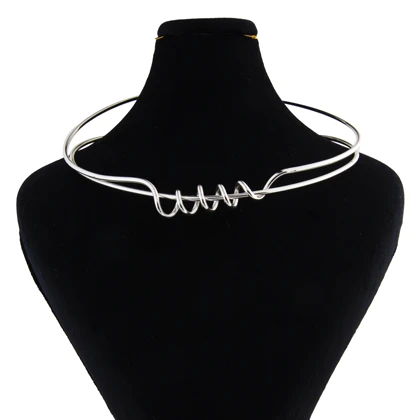 گردنبند دخترانه مدل طوق دولاین پیچی