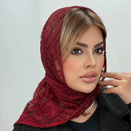 اسکارف سه گوش گیپور