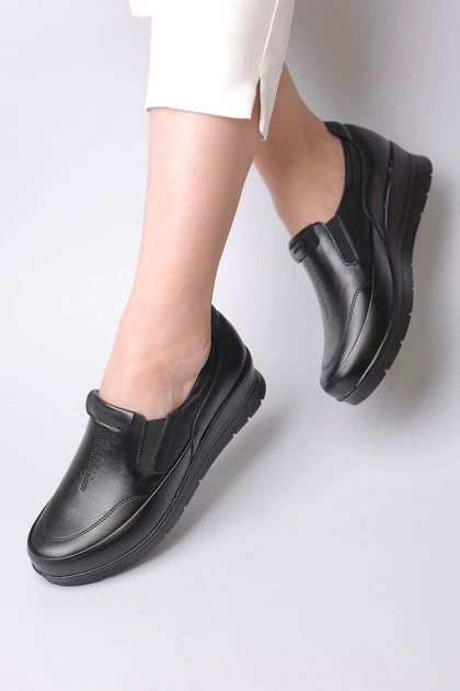 کفش پرسنلی زنانه ویونا