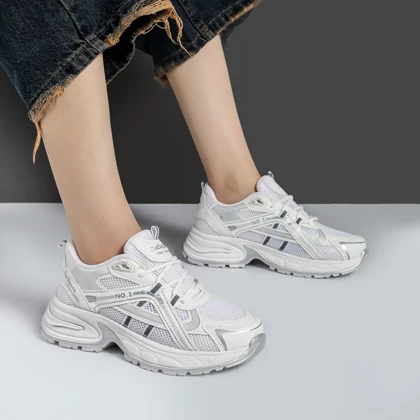 کفش و کتانی زنانه و دحترانه رنگ سفید طوسی کد M789