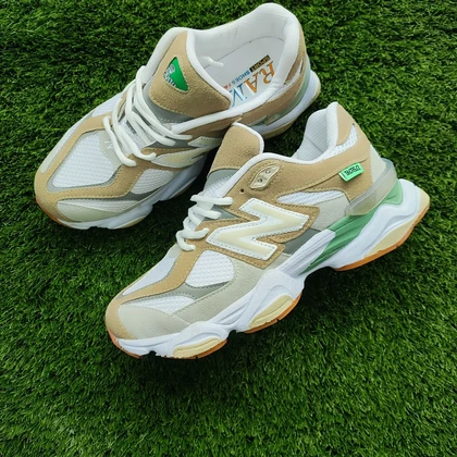 سایز44-کتانی نیوبالانس 9060 کرم قهوه ای