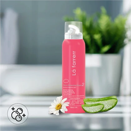 فوم شستشوی صورت لافارر مدل 02 مناسب پوست خشک و حساس 150ml