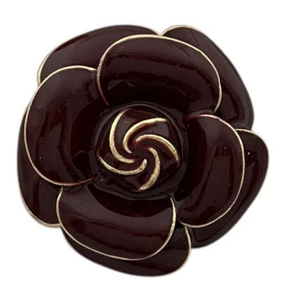 گل سینه زنانه طرح گل شیک و مجلسی