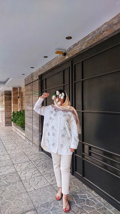 بلوز مجلسی گل‌دار و پولکدوزی ترک طرح آسو