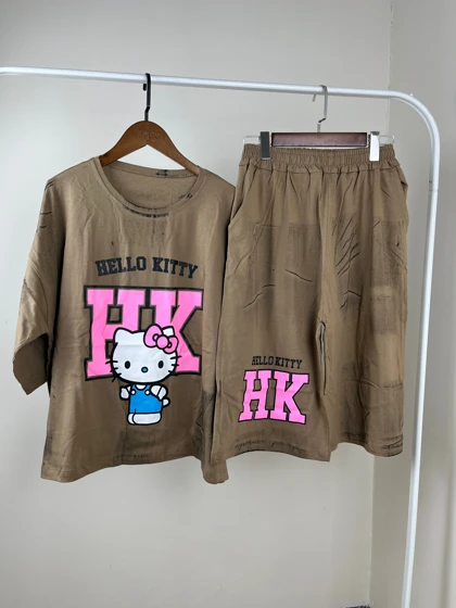 ست تیشرت باکسی و شلوارک helloKitty