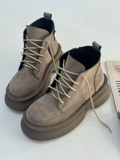 نیم بوت کلارک شیکو 1820