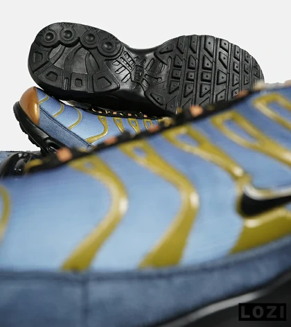 کفش کتانی مردانه و زنانه آبی طلایی NIKE AirMax Plus TN Ultra مدل 6880