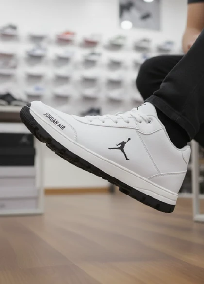 کفش اسپرت مردانه جردن سفید مدل Avin ویژه