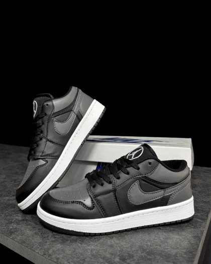 کتانی جردن وان