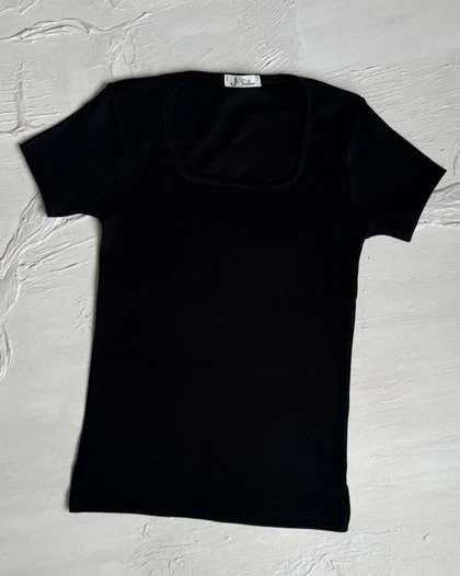 تاپ یقه خشتی بغل چاک  کد 1400183