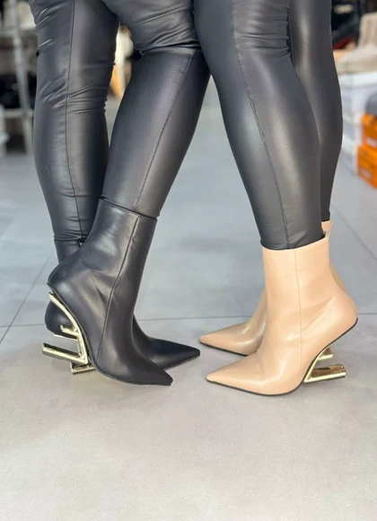 684 - نیم بوت فندی 684