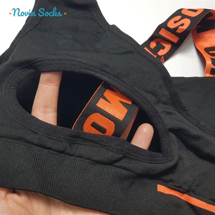 ست نیم‌تنه و شلوارک ورزشی زنانه مدل سیملس پشت چین‌دار کد 5562-2333