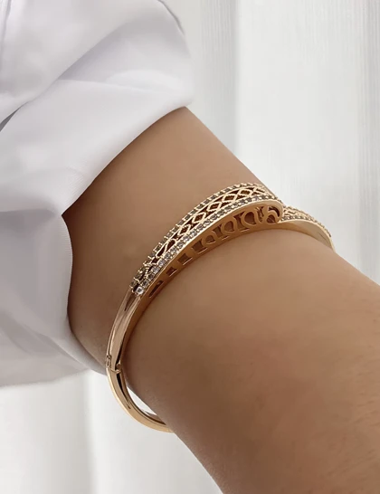 دستبند طرحدار نگینی طلایی ژوپینگ 665
