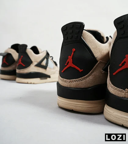 کتانی ساق‌دار مردانه کرم Nike air jordan 4